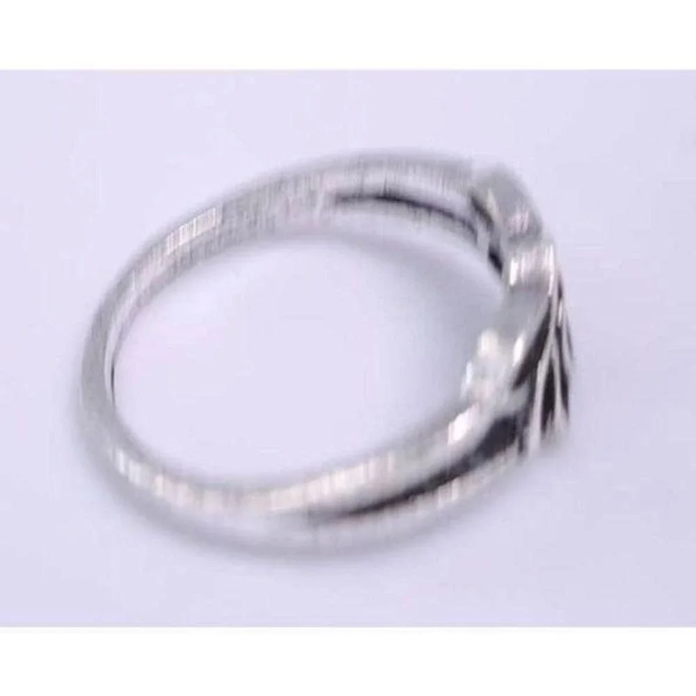 The Unbranded Brand silver tone